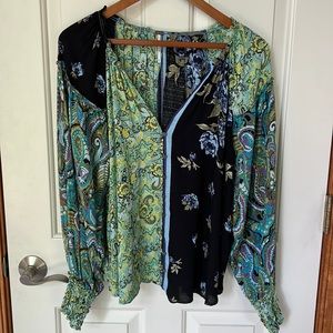 Gorgeous Gemini blouse from Free People Medium